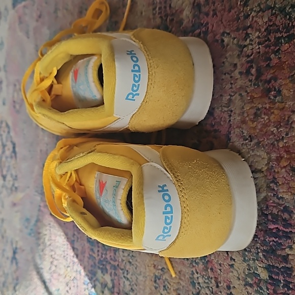 Reebok Classic Nylon Shoes - Picture 3 of 8